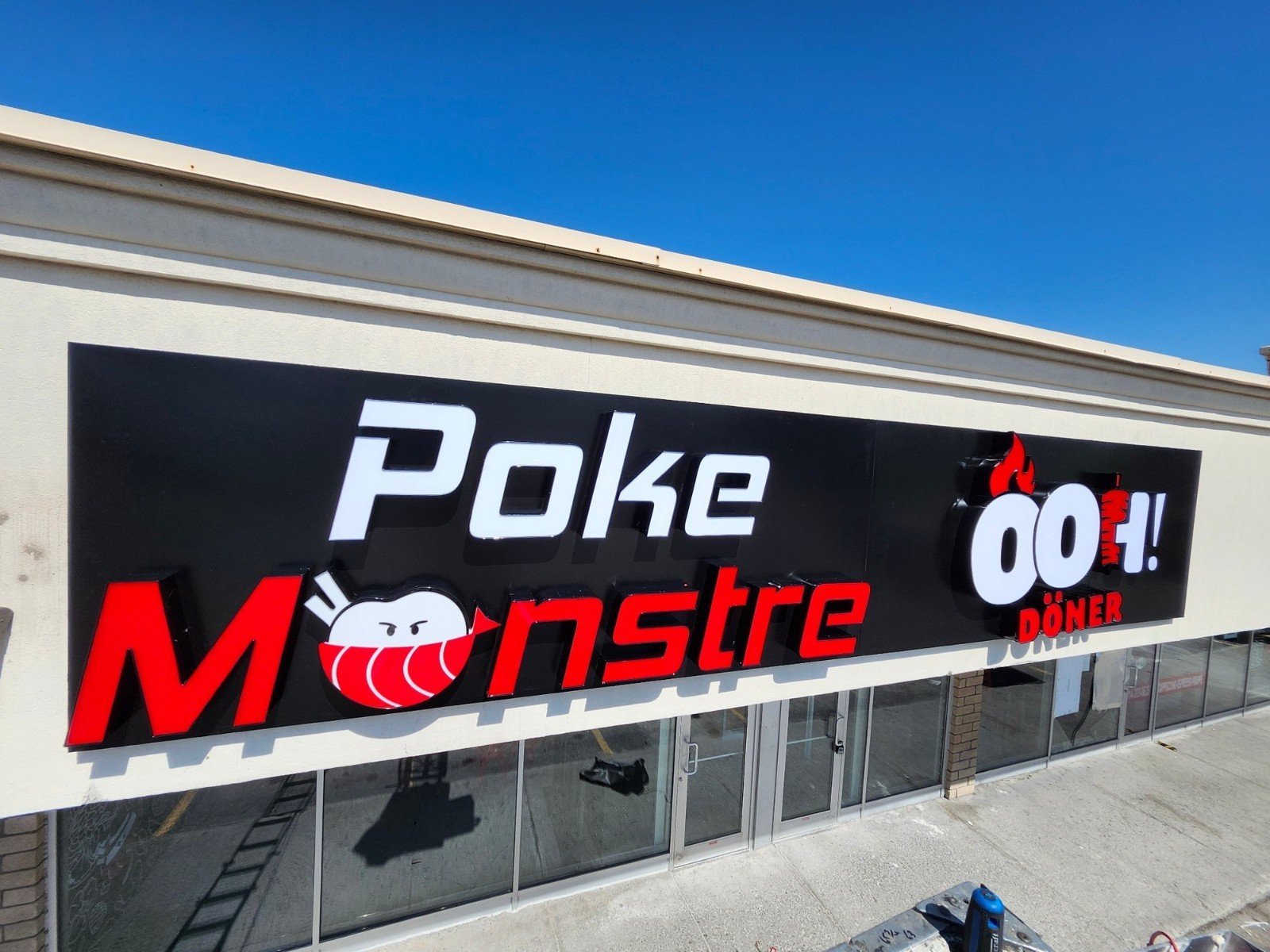 Réalisation d’enseigne ou de lettrage par Mogador Art