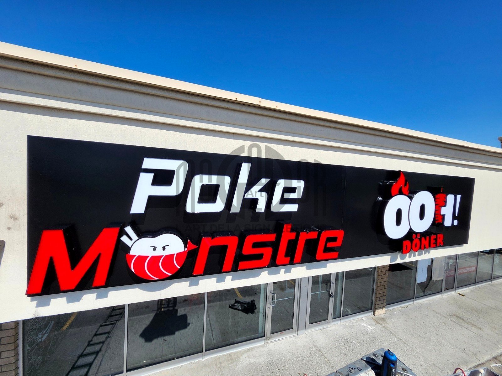 Réalisation d’enseigne ou de lettrage par Mogador Art