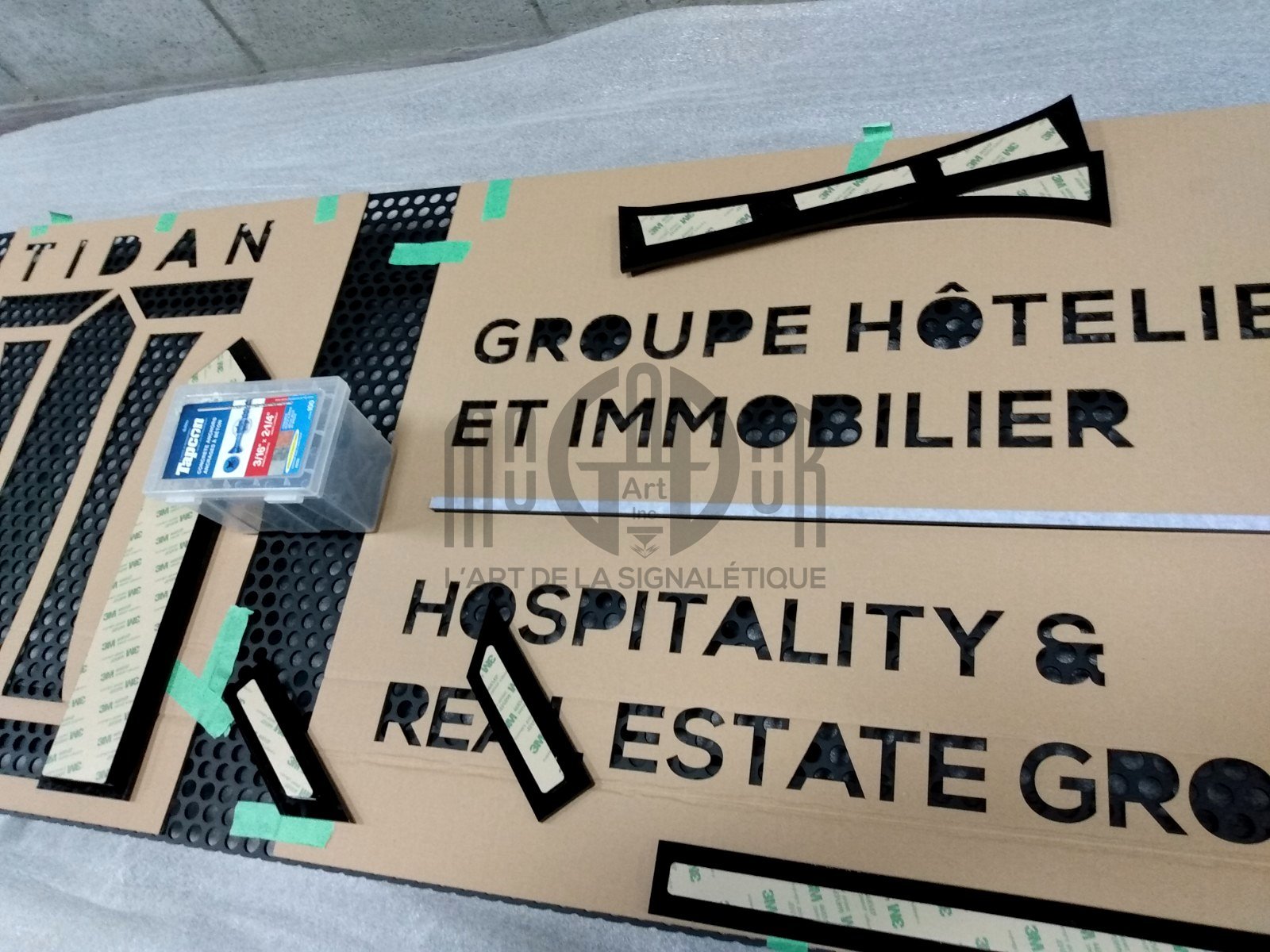 Réalisation d’enseigne ou de lettrage par Mogador Art